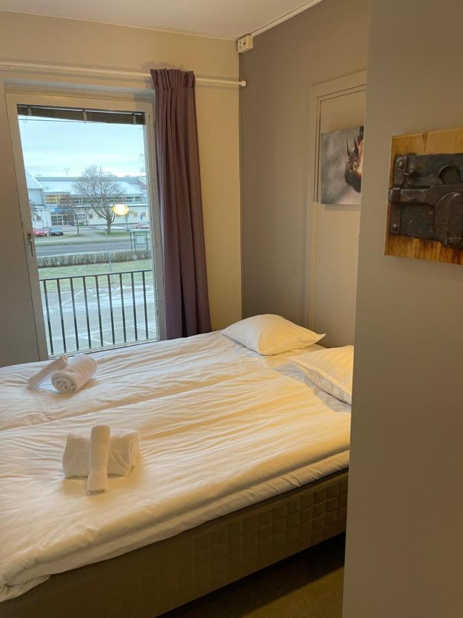 Broholm Bed&Breakfast Lidköping Extérieur photo