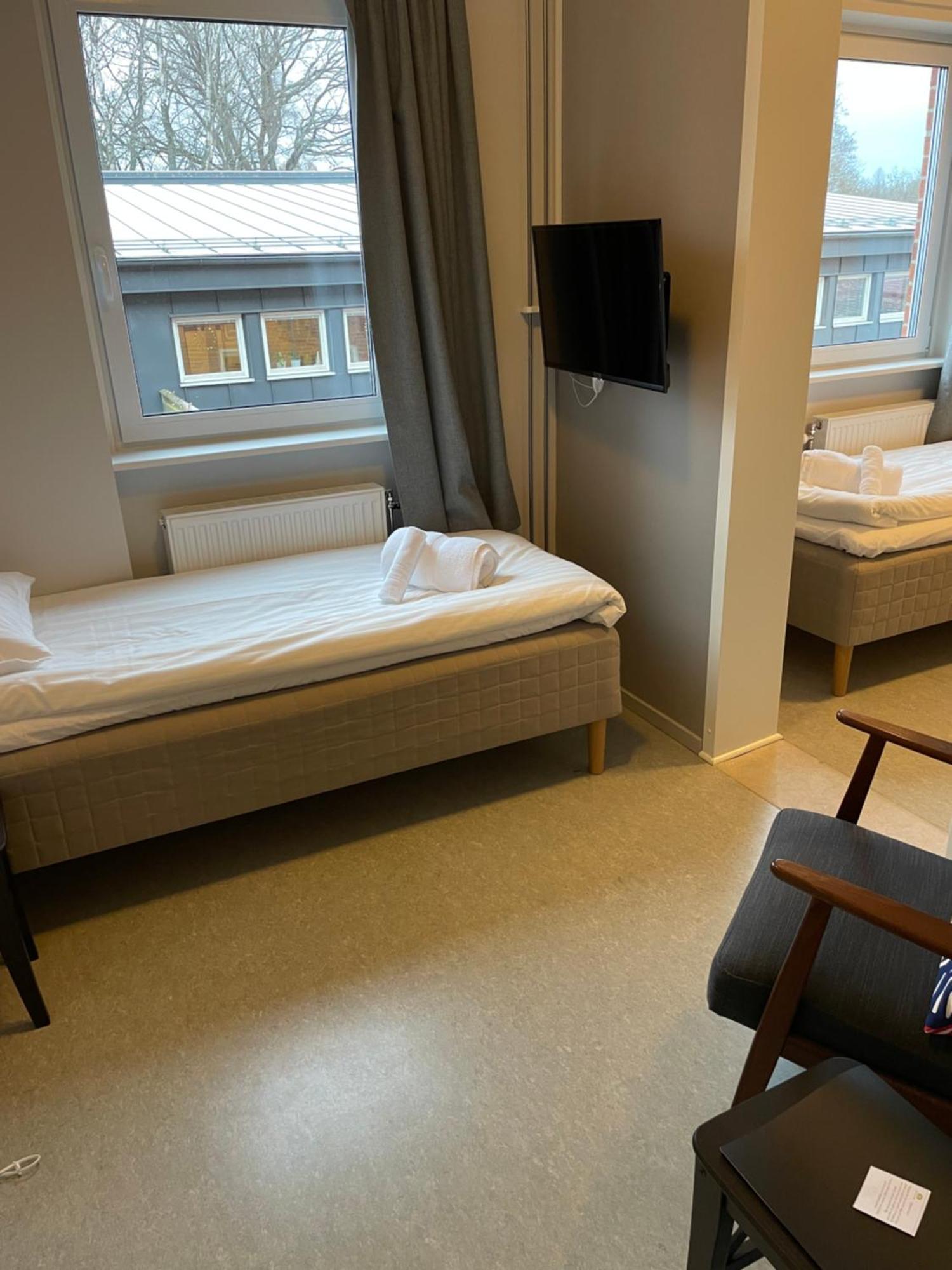Broholm Bed&Breakfast Lidköping Chambre photo